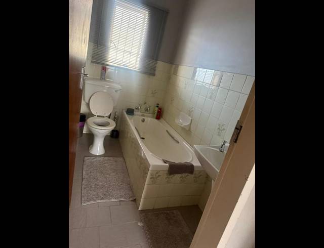 4 BEDROOM HOUSE FOR SALE IN BERGSIG